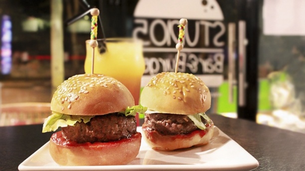 Studio 5 Bar & Burger