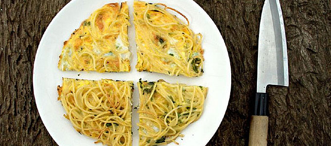 omelette spaghettis