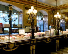 Restaurant Ladurée Champs-Elysées